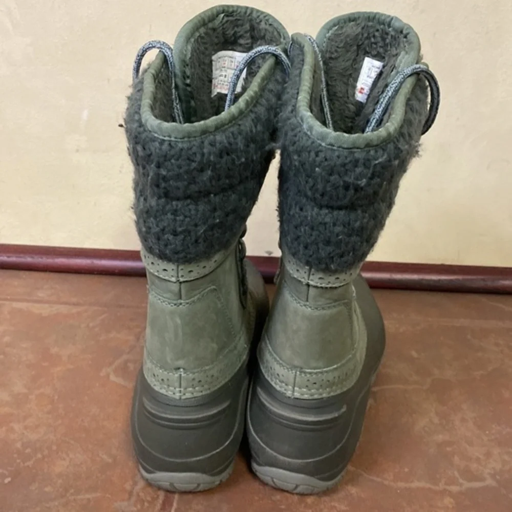 The North Face Women's Shellista II Dachund Green Mid Winter Waterproof Boots